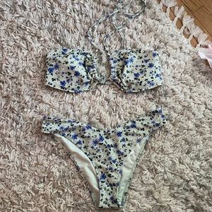 Abercrombie floral bikini